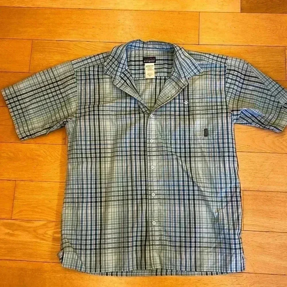 Blue Patagonia button up - Picture 1 of 4